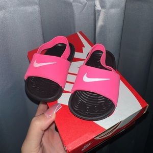 Toddler nike sandals
